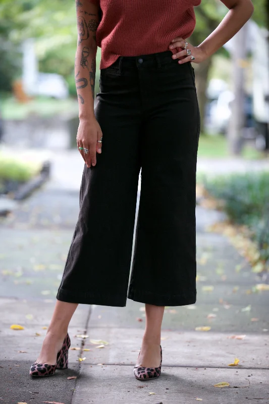OAT High Rise Clean Wide Leg Crop Pant in Black High-Waist Yoga Pants