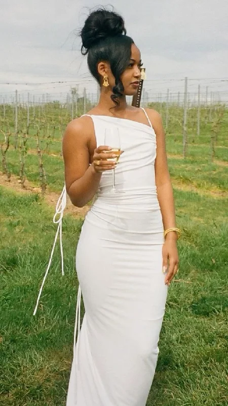 Sexy White Sheath Prom Dress With Open Back,white Wedding Guest Outfit  cc670