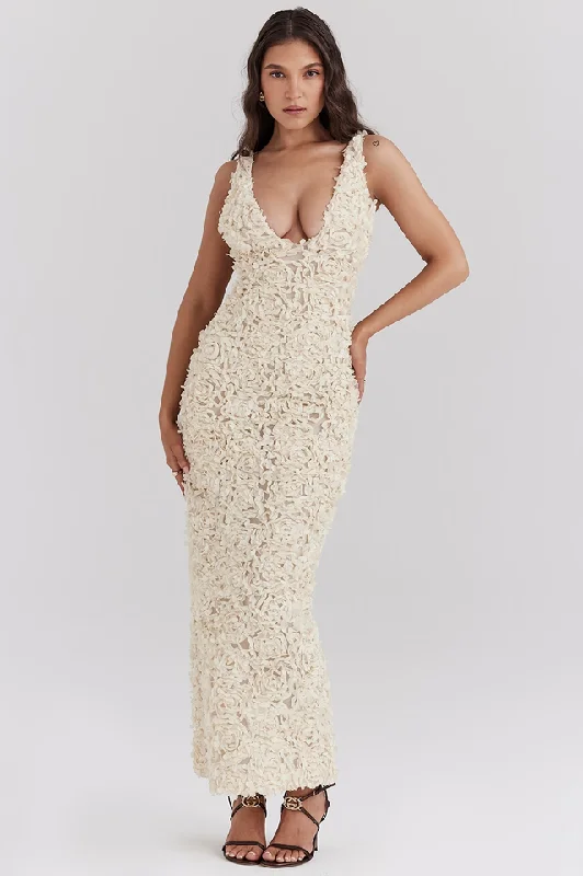 Carena Plunge Floral Applique Maxi Dress Stylish V-Neck Maxi Dress