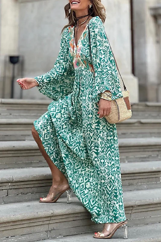 Green Abstract Pattern Print V Neck High Waist Maxi Dress Stylish Maxi Dress with Pleats