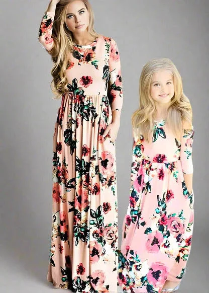 Mommy and Me Matching Floral Long-Sleeve Maxi Dresses with Pockets Fashionable Printed Maxi Dress Mommy and Me Matching Floral Long-Sleeve Maxi Dresses with Pockets Fashionable Printed Maxi Dress