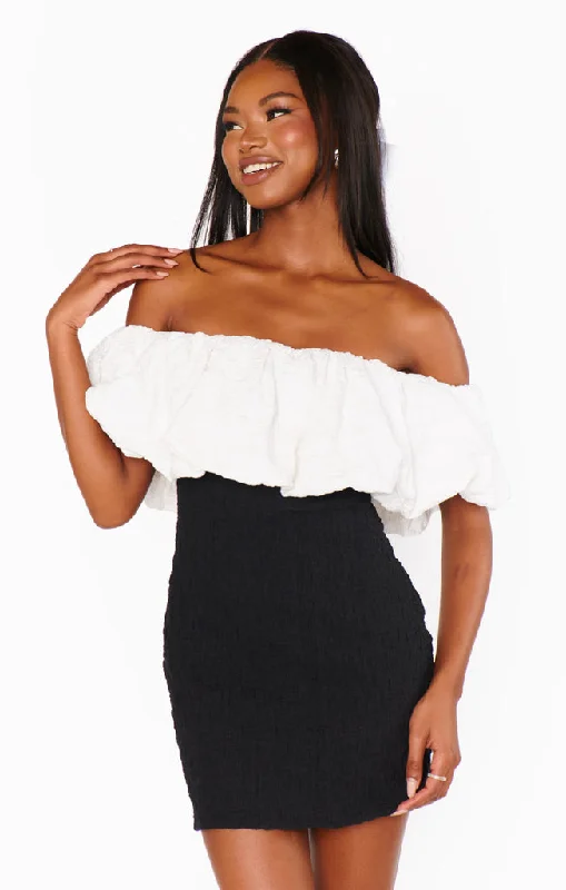 Anita mini dress Trendy Mini Dress with Belt