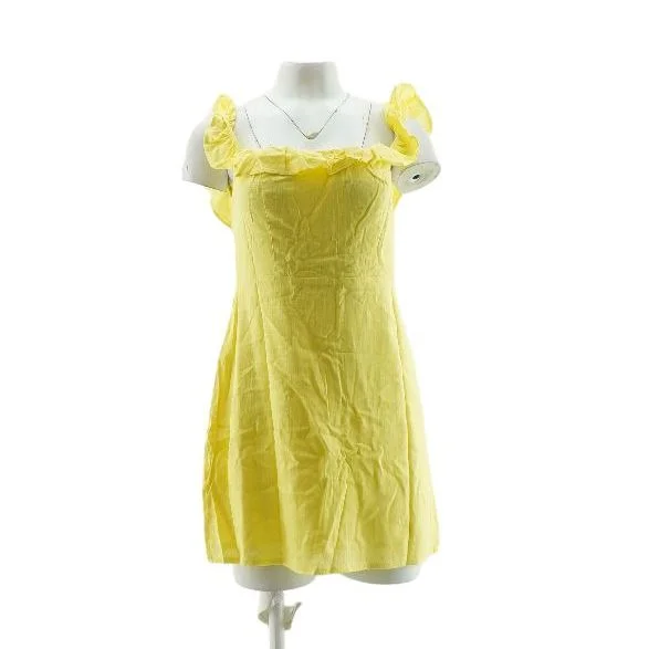 Yellow Solid Mini Dress Fashionable Pleated Mini Dress