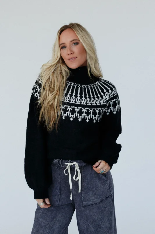 Vaiana Turtleneck Sweater - Black Boxy Sweater Fitted Sweater A-Line