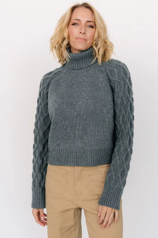 Vonn Turtleneck Sweater | Winter Green Zippered Front Buttoned Front Snap Front