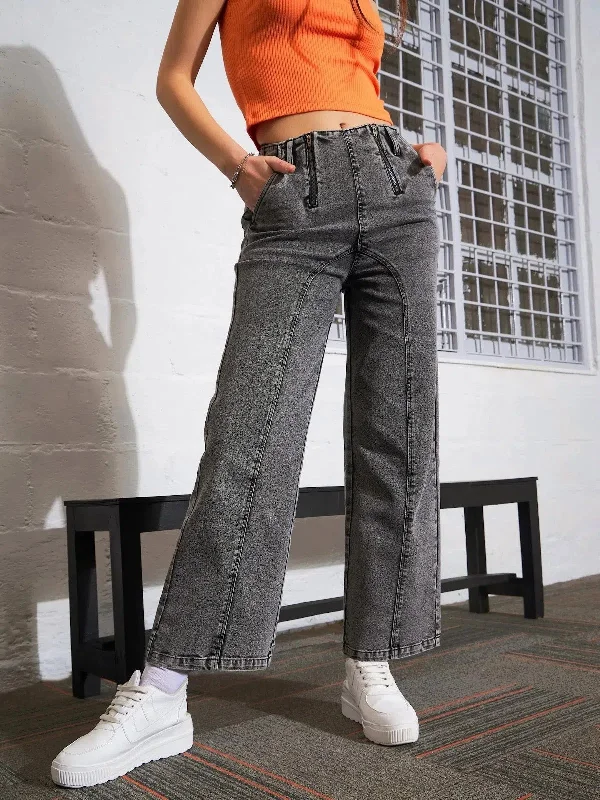 Women Grey Washed Zipper Detail Straight Jeans Stylish Plus Size Denim Jeans