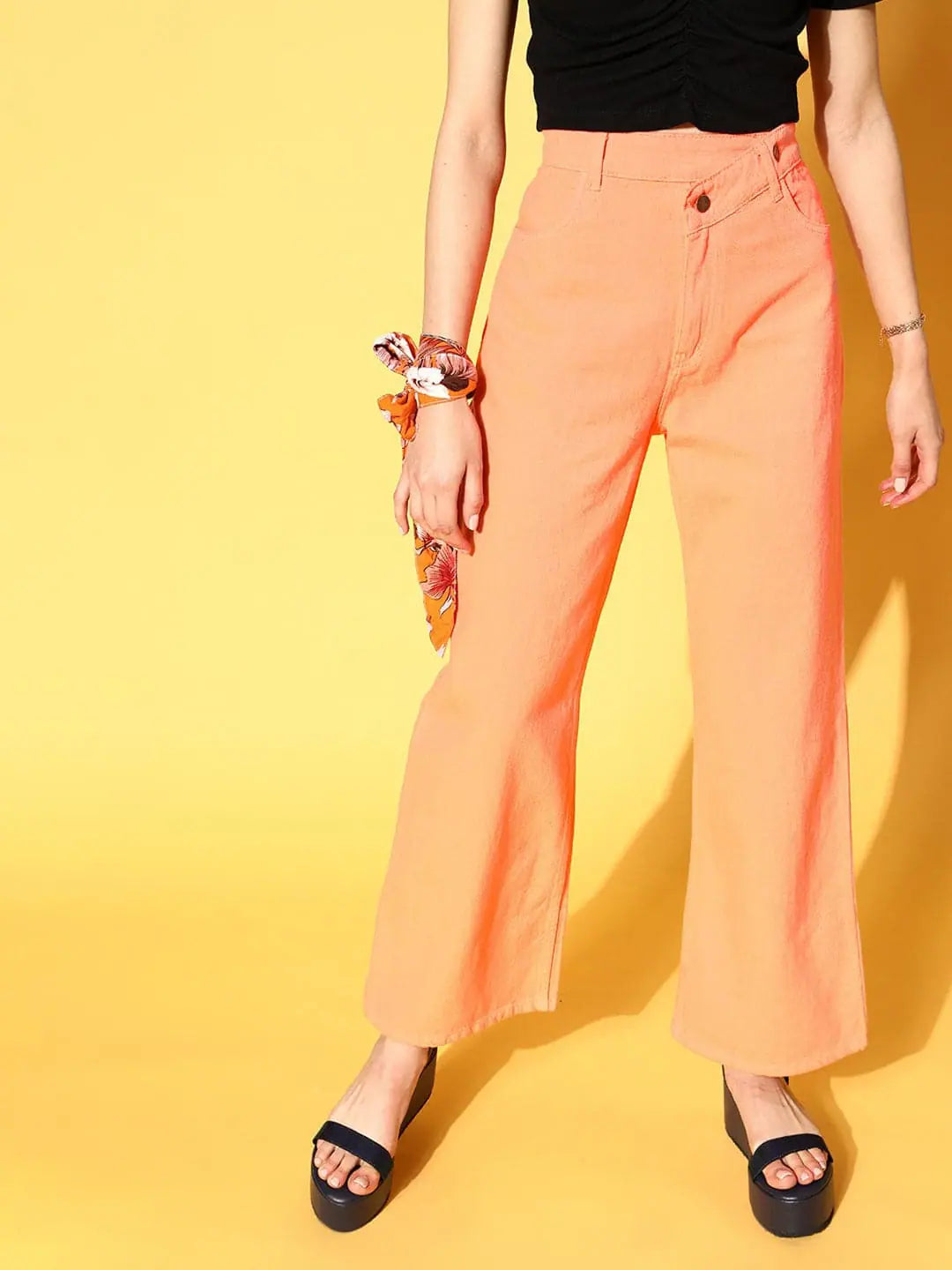 Women Peach Wrap Detail Jeans Trendy Low-Rise Bootcut Jeans