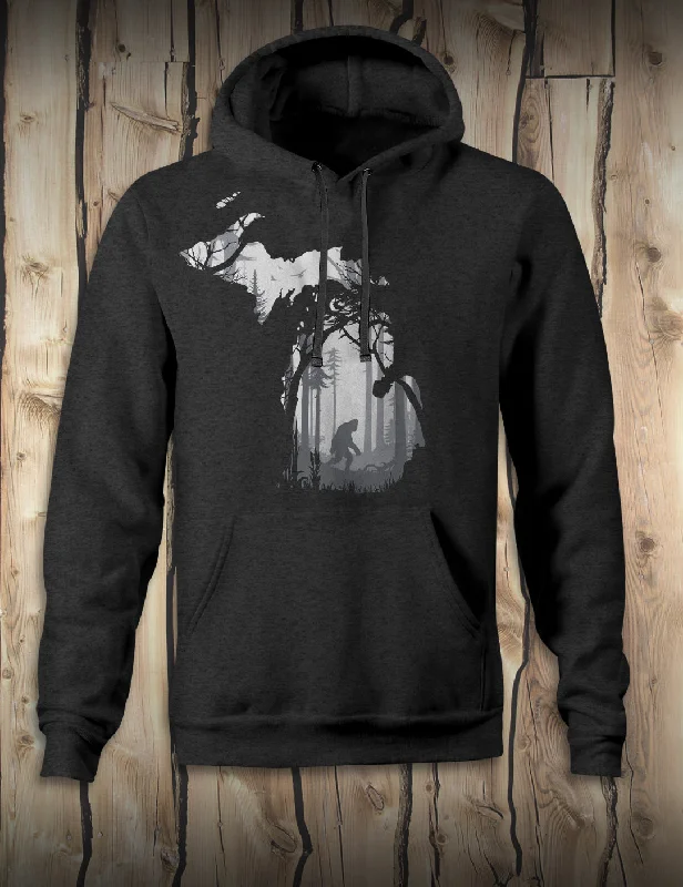 Big Foot Forest Hooded Sweatshirt Hoodie with Cropped Fit Short Trendy