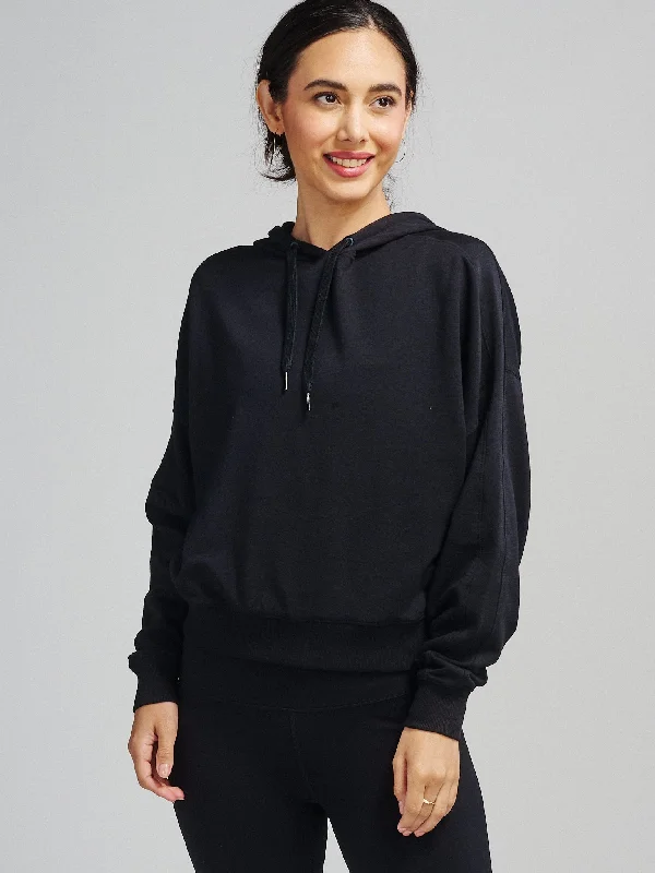 Studio Fleece Hoodie Hoodie with Slit Hem Functional Movement